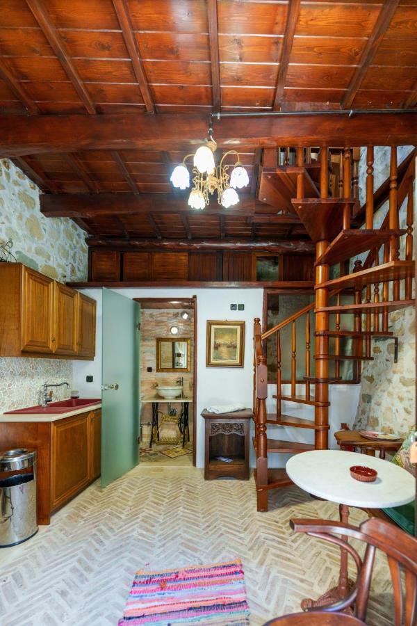 Traditional Cretan Houses,Agios Myronas Esterno foto
