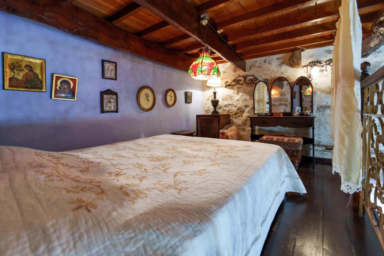 Traditional Cretan Houses,Agios Myronas Esterno foto